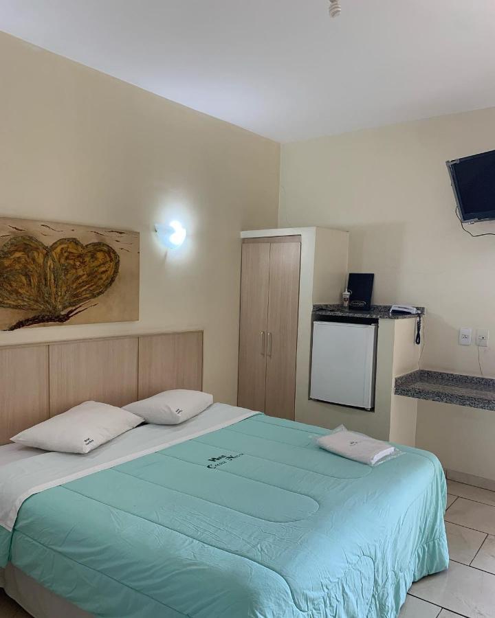 Hotel Casa Nova Varzea Grande  Bagian luar foto