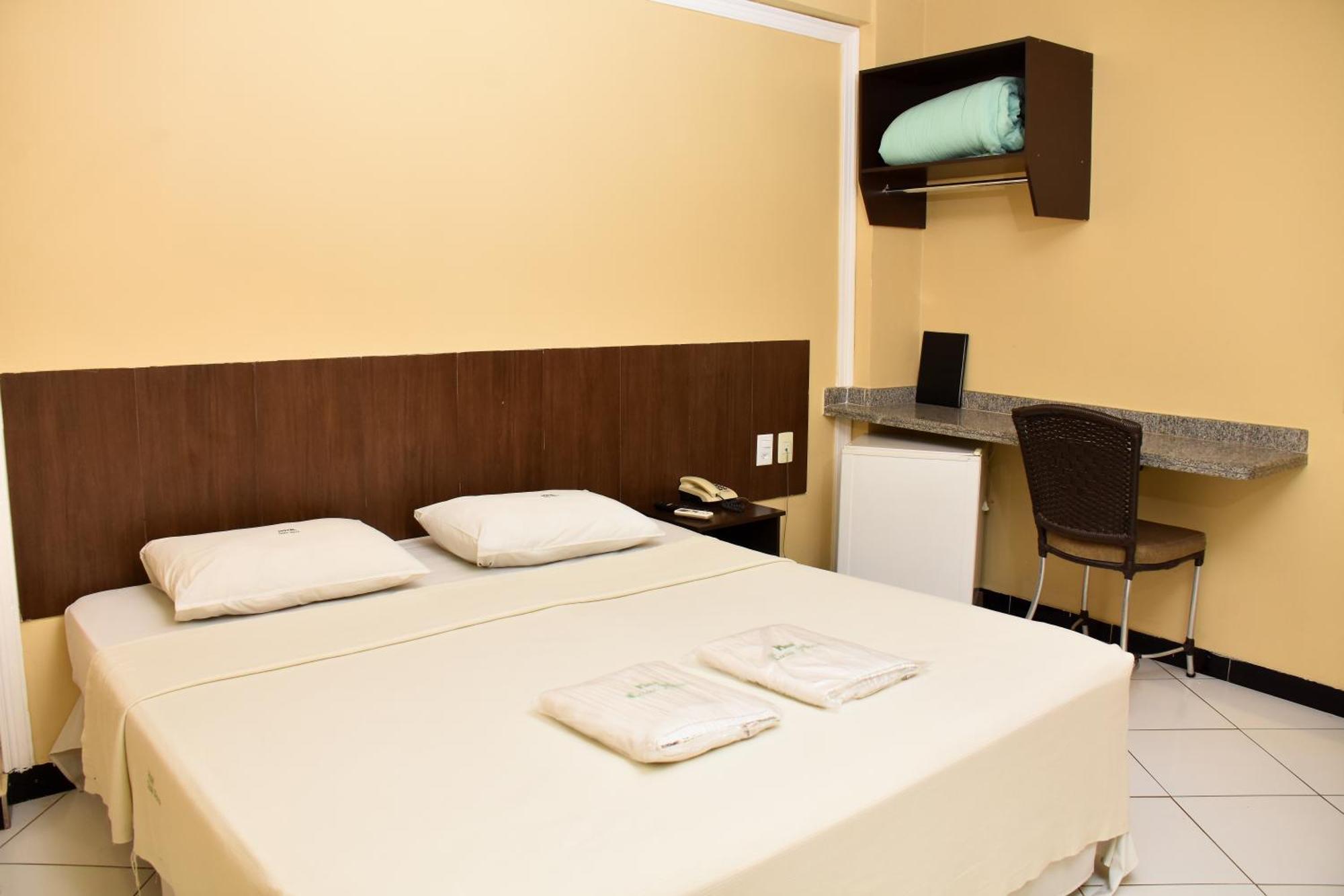 Hotel Casa Nova Varzea Grande  Bagian luar foto